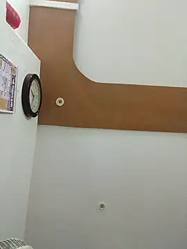 Snapshot of carria_homes chatting on 03.22.25 carria homes online show from 03.22.25