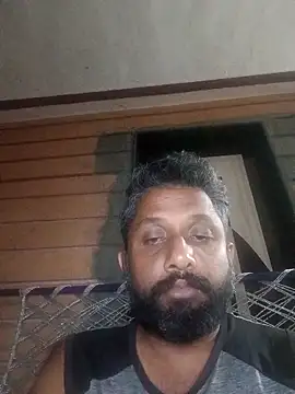 Snapshot of carria_homes chatting on 10.17.25 carria homes online show from 10.17.25