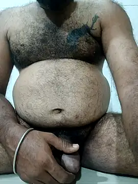 Snapshot of carria_homes chatting on 10.29.25 carria homes online show from 10.29.25