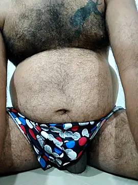 Snapshot of carria_homes chatting on 10.30.25 carria homes online show from 10.30.25