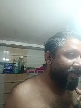 Snapshot of carria_homes chatting on 07.31.26 carria homes online show from 07.31.26