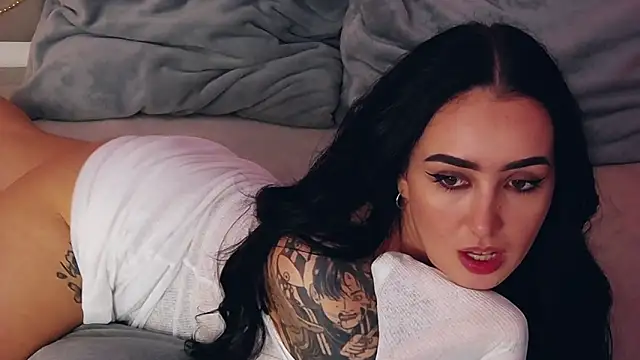 KimKhallifa online show from 01.09.26