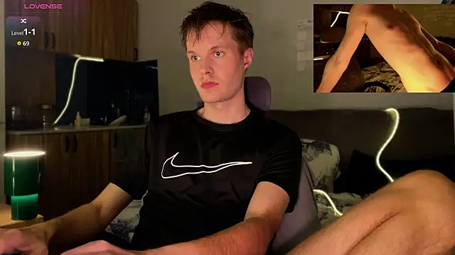 Leonnextdoor online show from 04.12.26