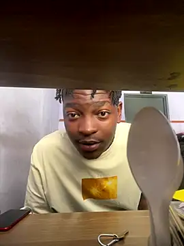 Redfucks333 online show from 09.20.25