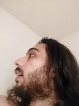 Levi Latino online show from 10.31.25