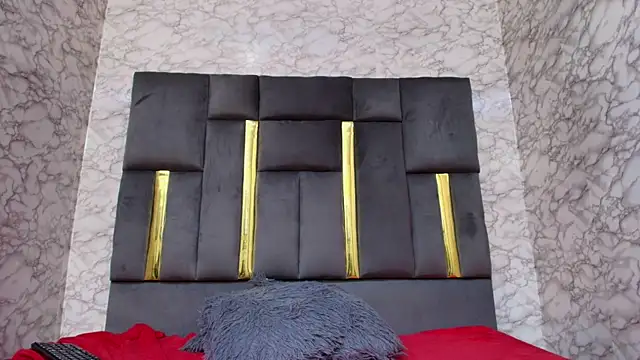 Lorena watson online show from 10.26.25