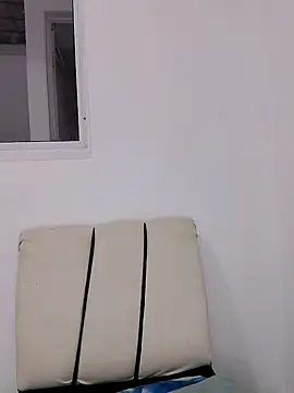 Snapshot of Brendabluee chatting on 01.12.25 Brendabluee online show from 01.12.25