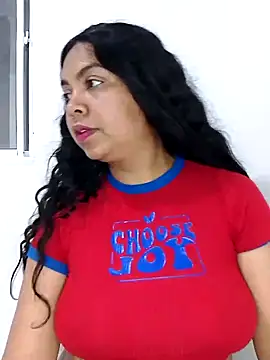 Snapshot of Brendabluee chatting on 02.04.25 Brendabluee online show from 02.04.25