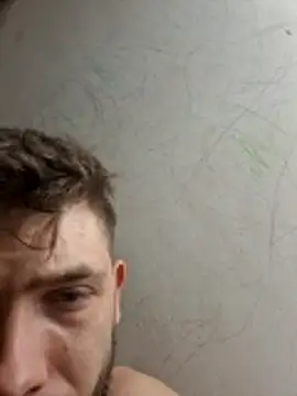 Snapshot of thekingqueen chatting on 04.16.26 thekingqueen online show from 04.16.26