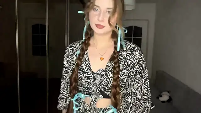 SelinaHope18 online show from 01.13.25