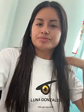 lunagonzales lima 2007 online show from 02.26.25