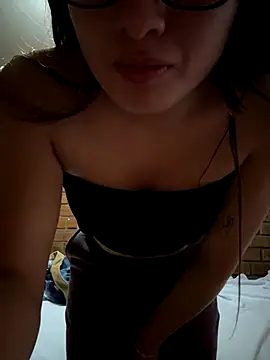 lunagonzales lima 2007 online show from 09.27.25