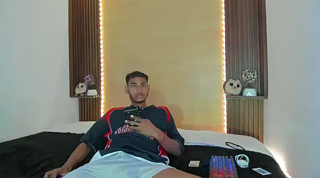 Evans777  online show from 01.08.25