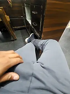 Snapshot of pyasevickybabu563 chatting on 03.08.25 pyasevickybabu563 online show from 03.08.25