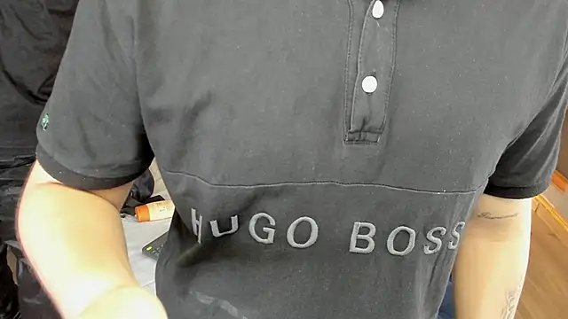 Snapshot of MarcoVitto chatting on 12.17.25 MarcoVitto online show from 12.17.25