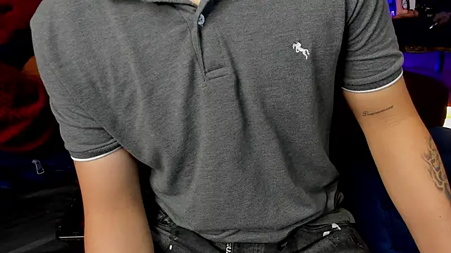 Snapshot of MarcoVitto chatting on 12.19.25 MarcoVitto online show from 12.19.25