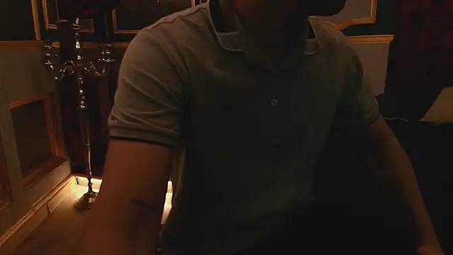 Snapshot of MarcoVitto chatting on 12.20.25 MarcoVitto online show from 12.20.25