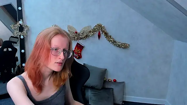 Snapshot of ElizabethHarpper chatting on 01.14.25 ElizabethHarpper online show from 01.14.25