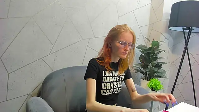 Snapshot of ElizabethHarpper chatting on 02.27.25 ElizabethHarpper online show from 02.27.25