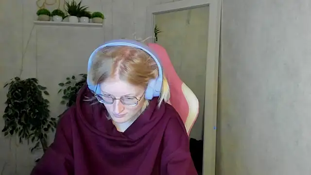 ElizabethHarpper online show from 11.29.25