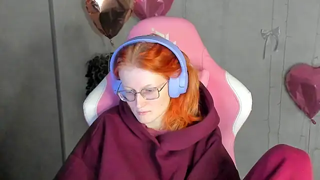 Snapshot of ElizabethHarpper chatting on 02.26.26 ElizabethHarpper online show from 02.26.26