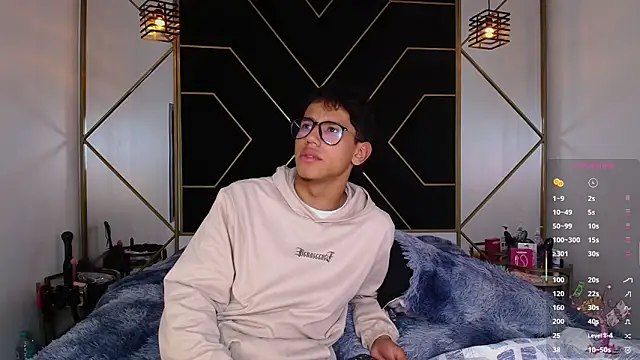 RyanPricee online show from 11.07.25