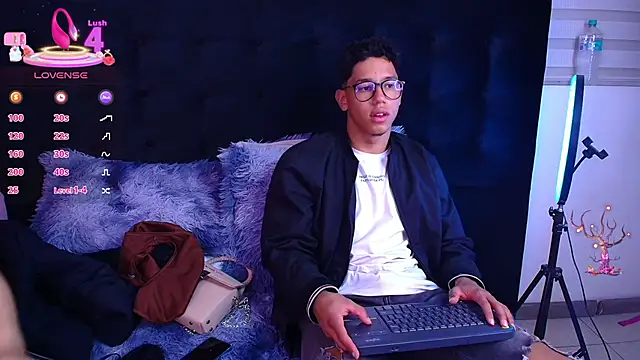 RyanPricee online show from 12.16.25