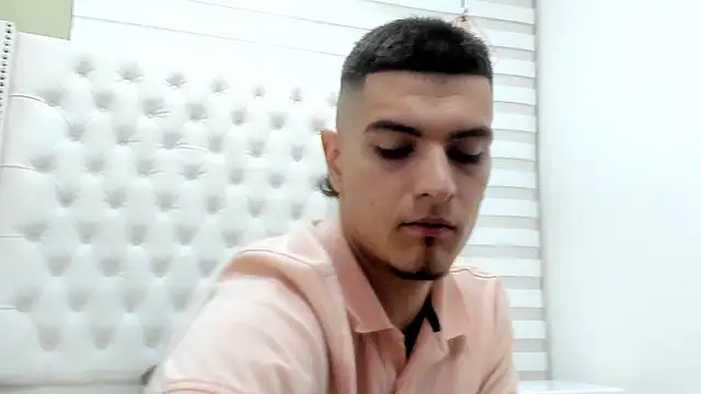 DAVID VICTORIAA online show from 10.09.25