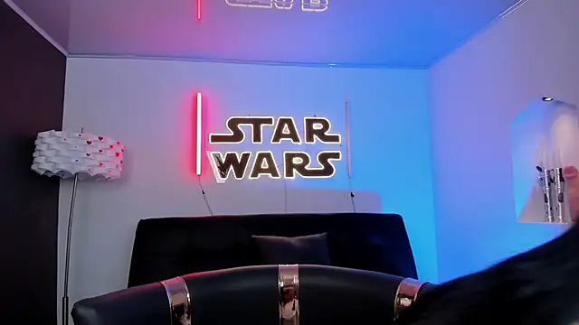 miss   evangeline online show from 12.15.25