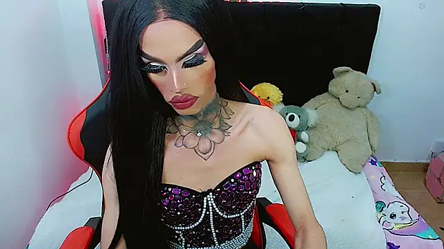 Snapshot of Alextwink chatting on 10.30.25 Alextwink online show from 10.30.25