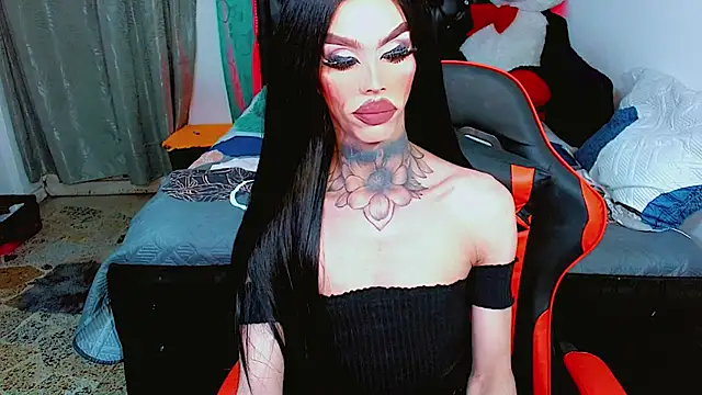 Snapshot of Alextwink chatting on 11.10.25 Alextwink online show from 11.10.25