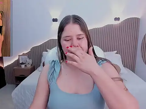 Annie kurt  online show from 02.24.26