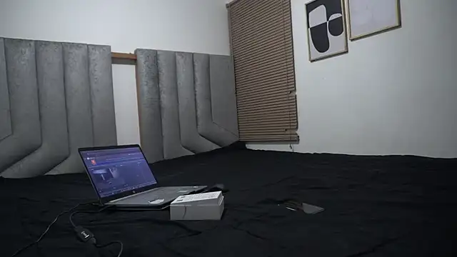 Snapshot of womantall99 chatting on 03.31.26 womantall99 online show from 03.31.26