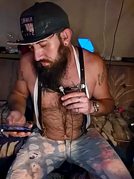 Snapshot of StruggleSnuggles chatting on 11.14.25 StruggleSnuggles online show from 11.14.25