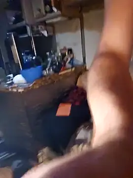 Snapshot of StruggleSnuggles chatting on 11.16.25 StruggleSnuggles online show from 11.16.25