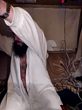 Snapshot of StruggleSnuggles chatting on 11.20.25 StruggleSnuggles online show from 11.20.25