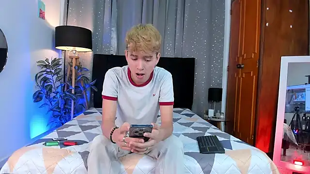 Brian-Ausslos online show from 02.04.25