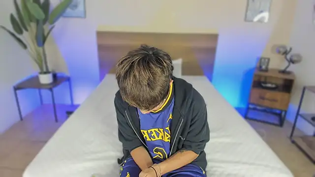 Brian-Ausslos online show from 11.23.25