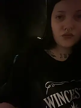 Snapshot of Gothicsiren chatting on 01.03.25 Gothicsiren online show from 01.03.25