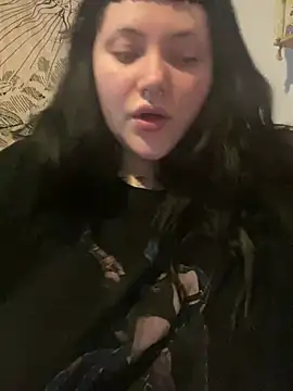 Snapshot of Gothicsiren chatting on 02.20.25 Gothicsiren online show from 02.20.25