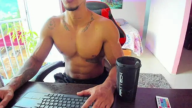 Adam Valenciia online show from 09.13.25