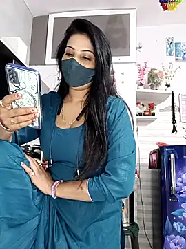 Best-Couple online show from 11.10.25