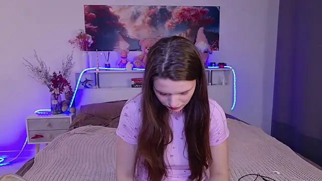 Snapshot of Nellie_Medina chatting on 02.15.26 Nellie Medina online show from 02.15.26