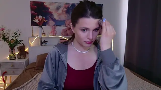 Nellie Medina online show from 04.25.26