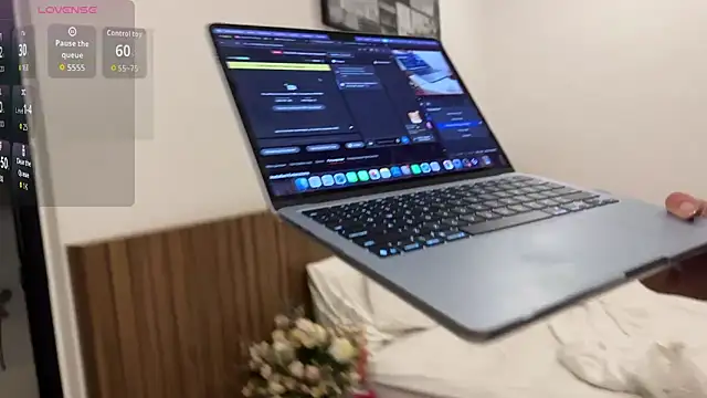 BabyMelie online show from 06.06.26