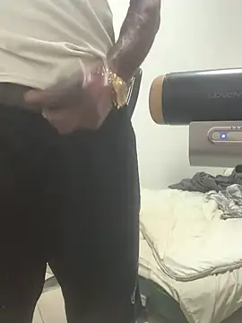 Taylor69xKiki online show from 01.19.25