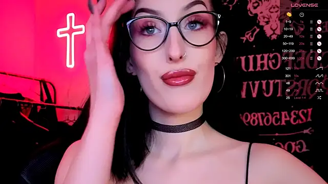 Miss Alice   online show from 01.07.26