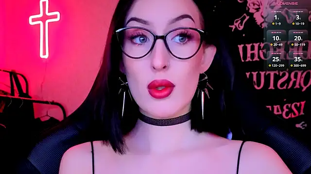 Miss Alice   online show from 04.18.26