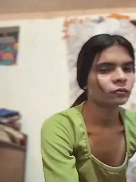 Enna Zarza  online show from 06.21.26
