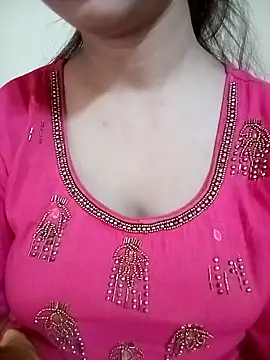 Snapshot of Piya_Ji chatting on 10.22.25 Piya Ji online show from 10.22.25